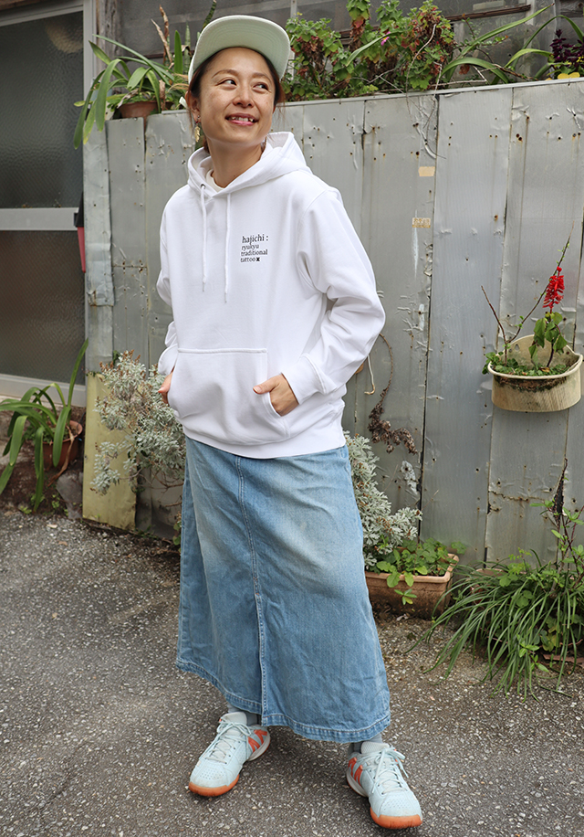 ハジチ パーカー デザイン
