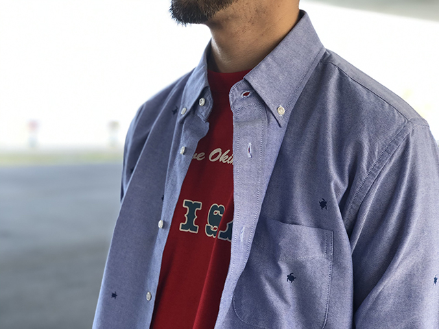 シャツ