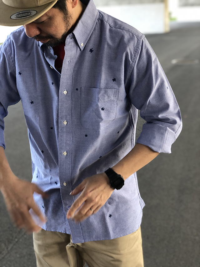 シャツ